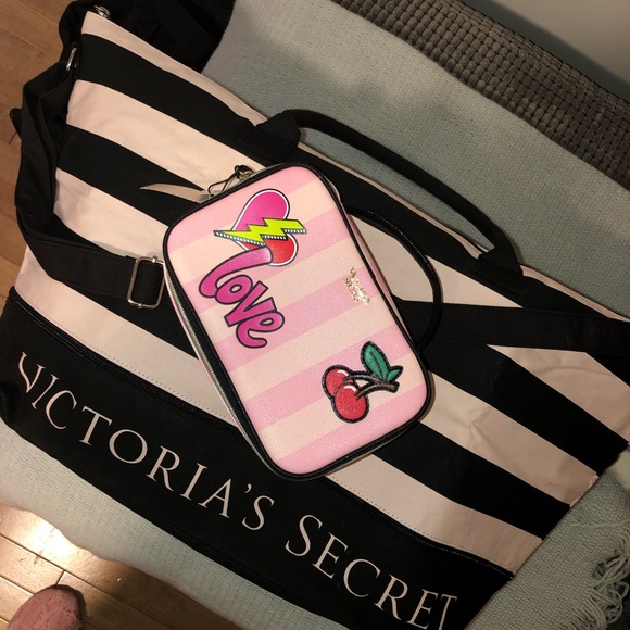 🎀 Victorias Secret Bags Bundle!! 🎀 - Picture 7 of 8